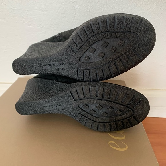easy spirit black suede wedge bootie - Picture 4 of 5